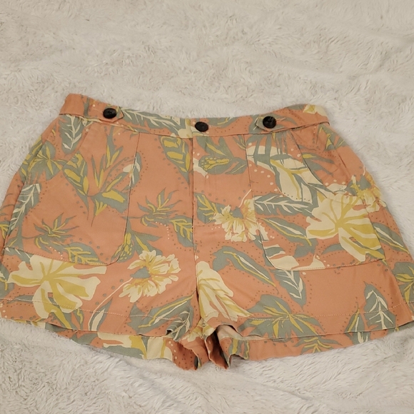 Cynthia Rowley Pants - Cynthia Rowley Tropical Floral Retro Print Lyocell Shorts 10